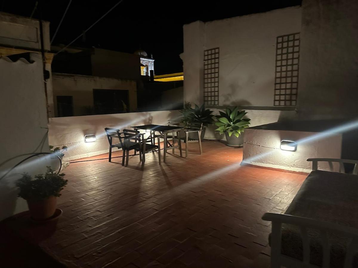 Apartment In Old Town With Roof Terrace And Fibre, Tarifa Exterior foto